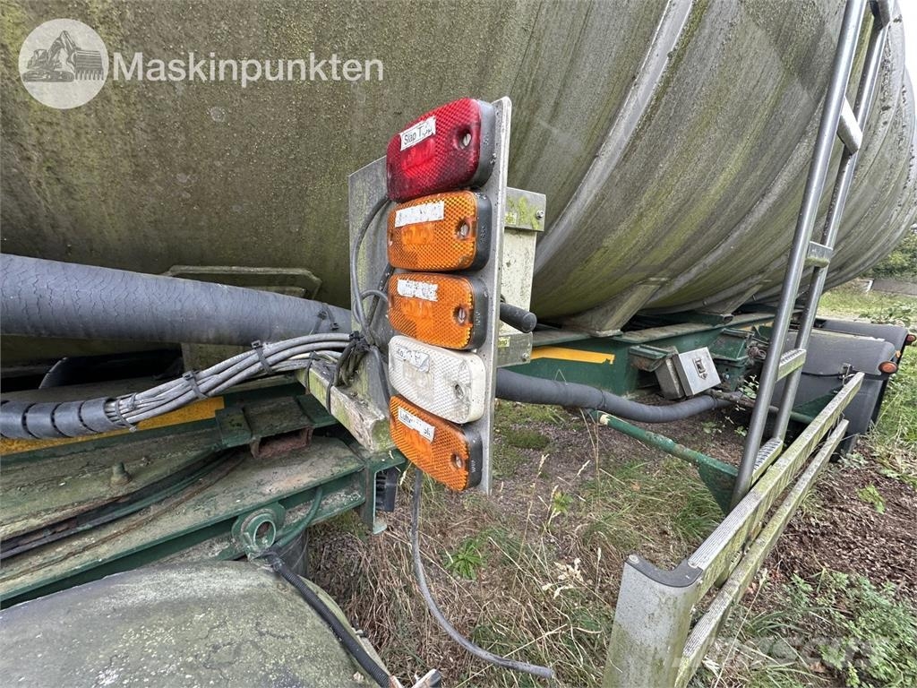 Mjölbysläpet SFL3-7.5-30 Tanks