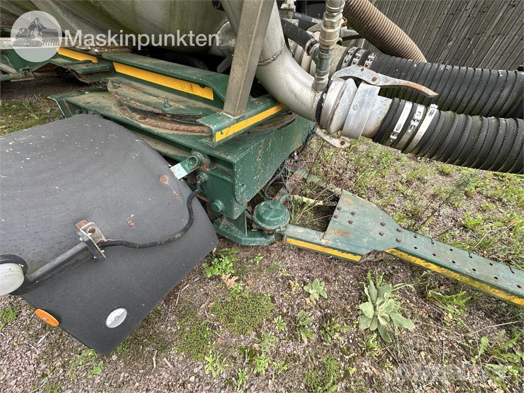 Mjölbysläpet SFL3-7.5-30 Tanks