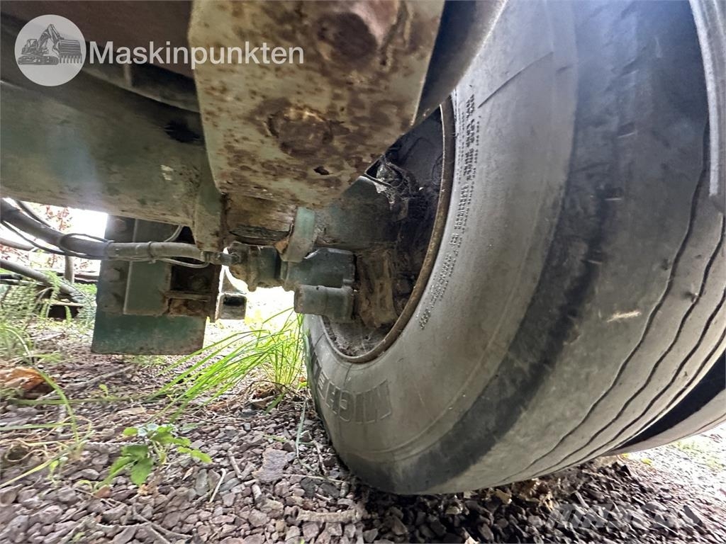 Mjölbysläpet SFL3-7.5-30 Tanks