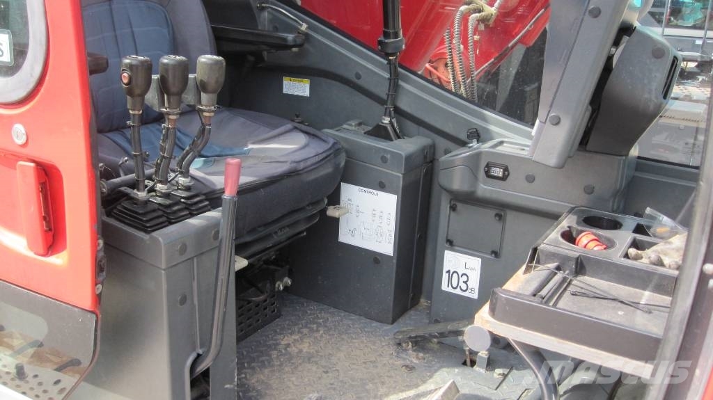 Kobelco CKE 1100 G 履帶式起重機