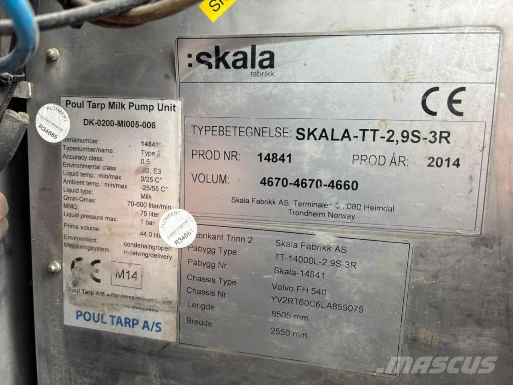 Volvo FH540 6x2 EURO6 + RETARDER + 14000L TANK Вантажівки-цистерни