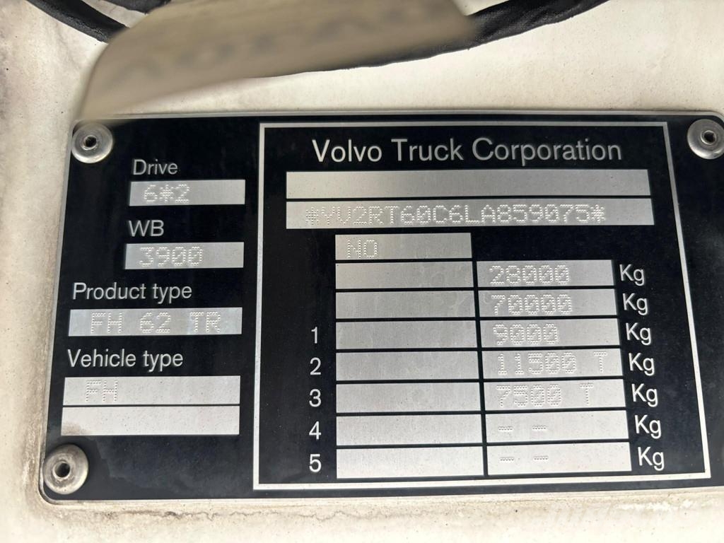 Volvo FH540 6x2 EURO6 + RETARDER + 14000L TANK Вантажівки-цистерни