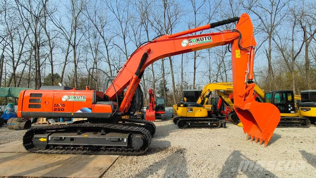 Hitachi ZX 250 Kāpurķēžu ekskavatori