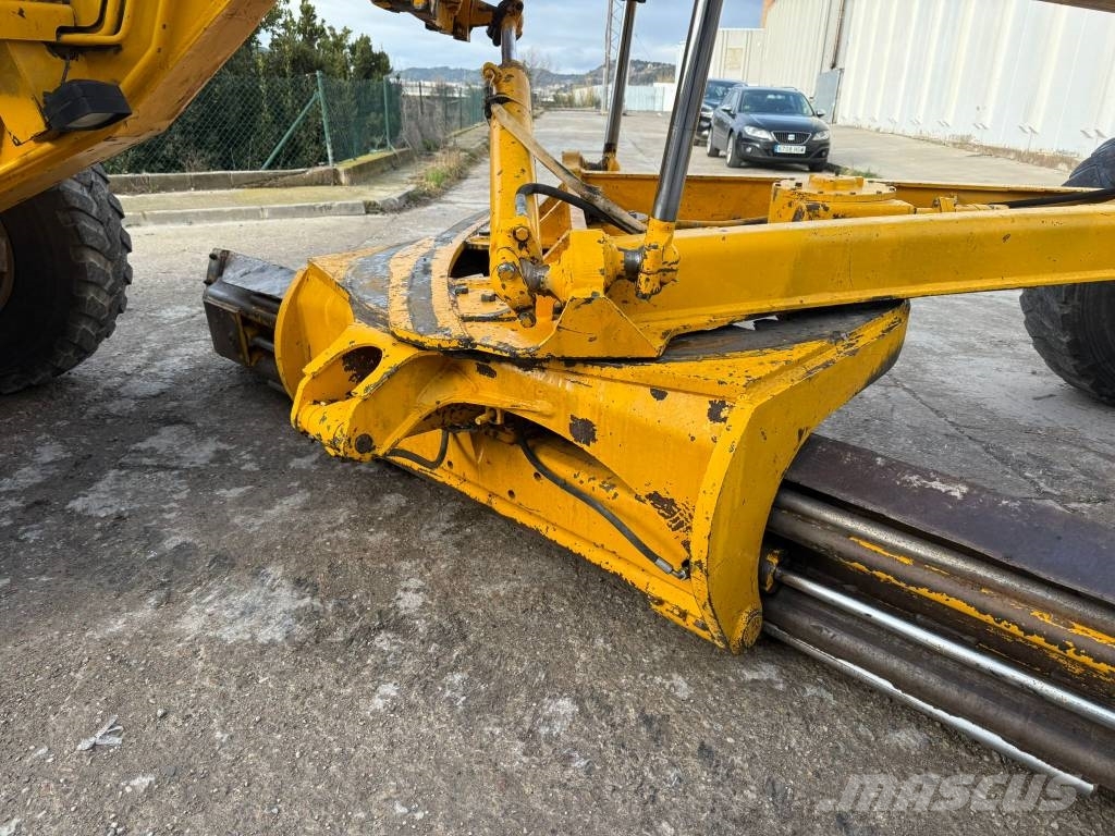 John Deere 772 B Niveladoras
