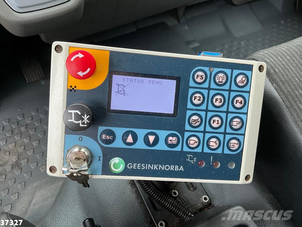 Fuso Canter 9C18 Euro 6 Geesink 7m³ Just 118.668 km! Kamioni za otpad