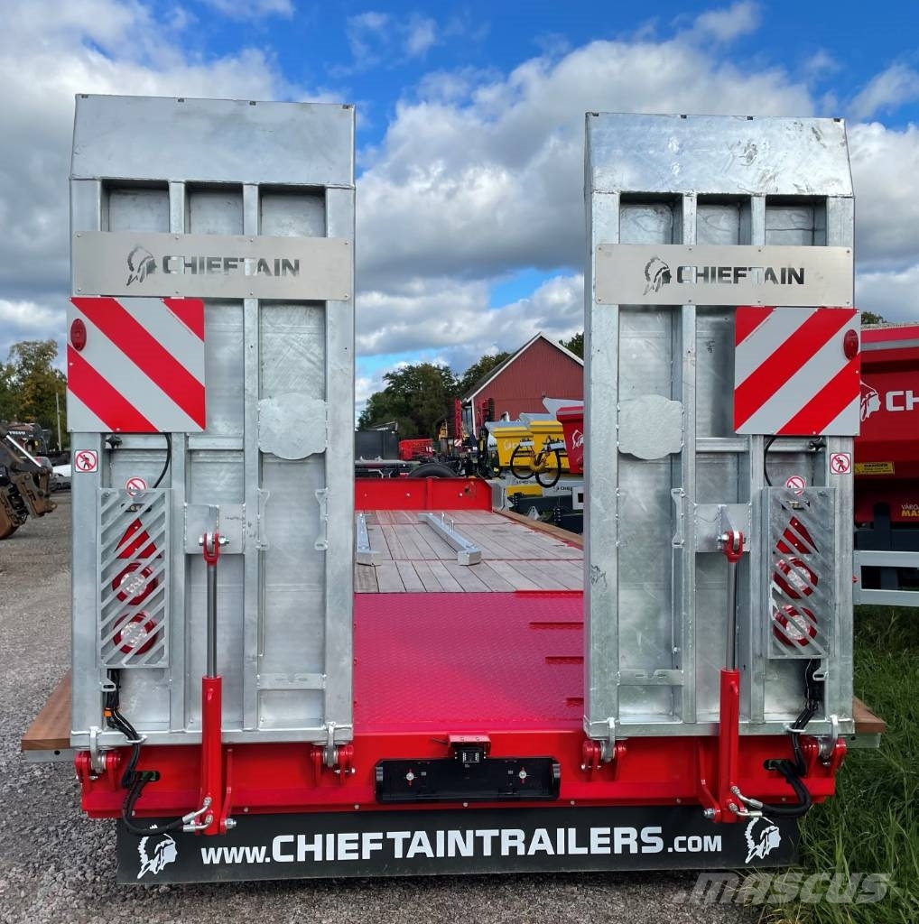 Chieftain XCEL 3-axl maskintransportkärra 28,5 ton lastvikt Flatbed/Dropside trailers