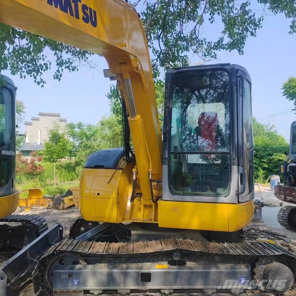 Komatsu PC 78 US 中型挖掘机