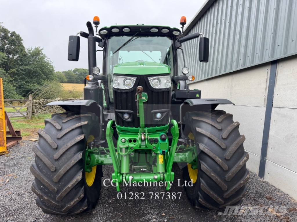 John Deere 6215 R 拖拉机/农用车