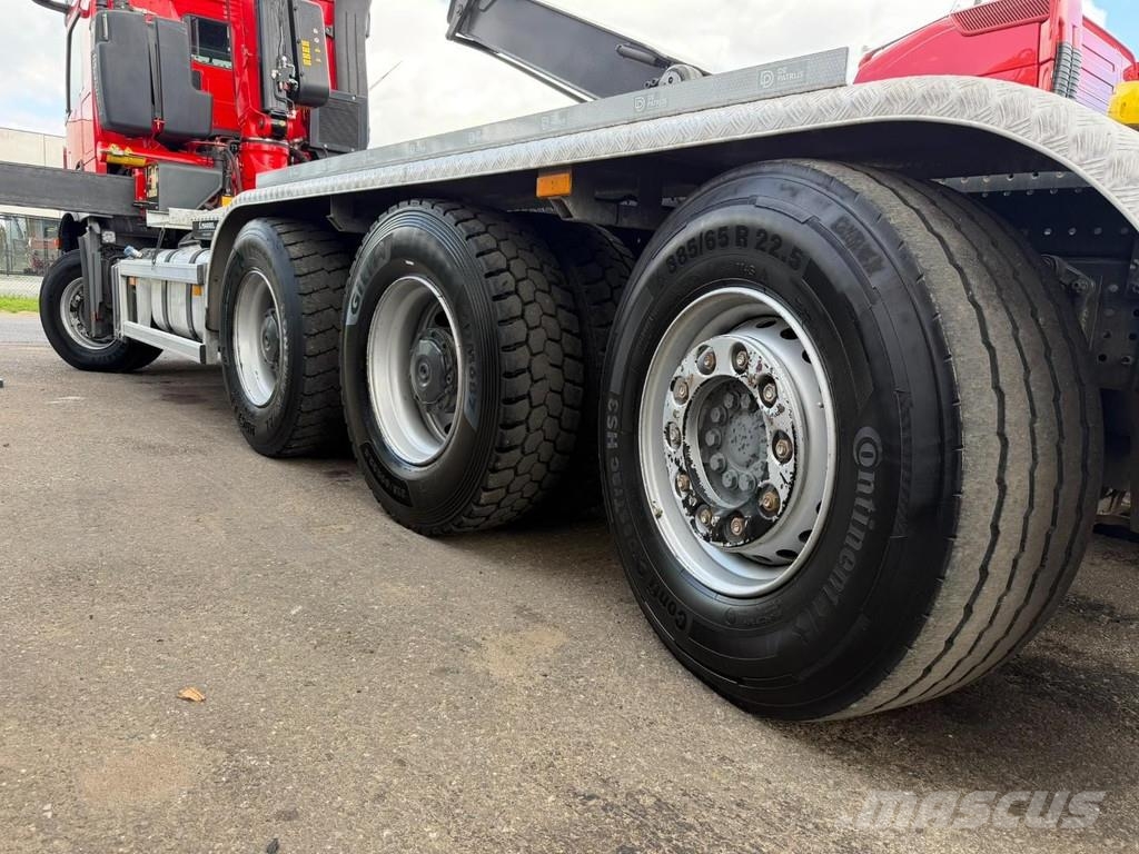 Mercedes-Benz AROCS 3643 8x4 HOOKLIFT + 21m! CRANE FASSI F305 (7 Vrachtwagen met containersysteem