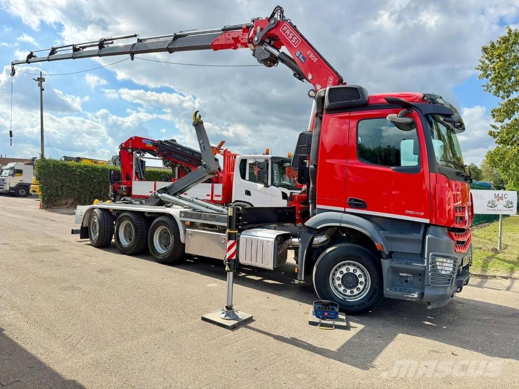 Mercedes-Benz AROCS 3643 8x4 HOOKLIFT + 21m! CRANE FASSI F305 (7 Vinçli kamyonlar