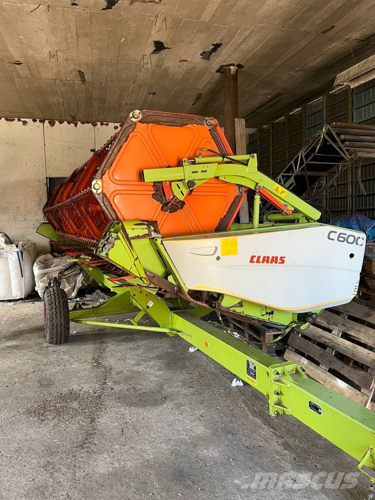 CLAAS LEXION 620 *AUTO CONTOUR* 1520 godzin Комбайни