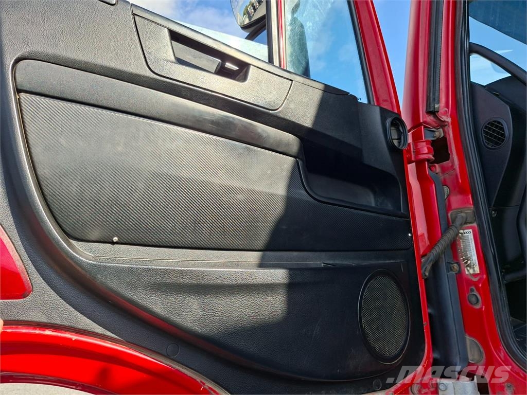 Iveco TRAKKER 500 8X4 Caminhões basculantes
