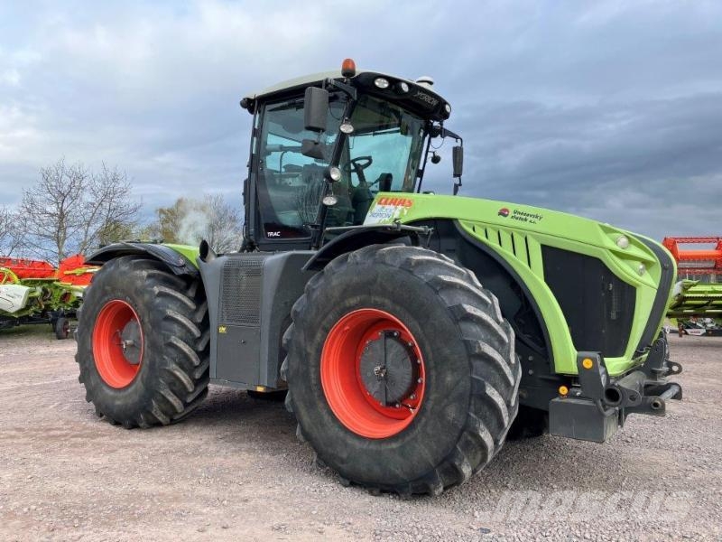 CLAAS XERION 4000 TRAC 트랙터