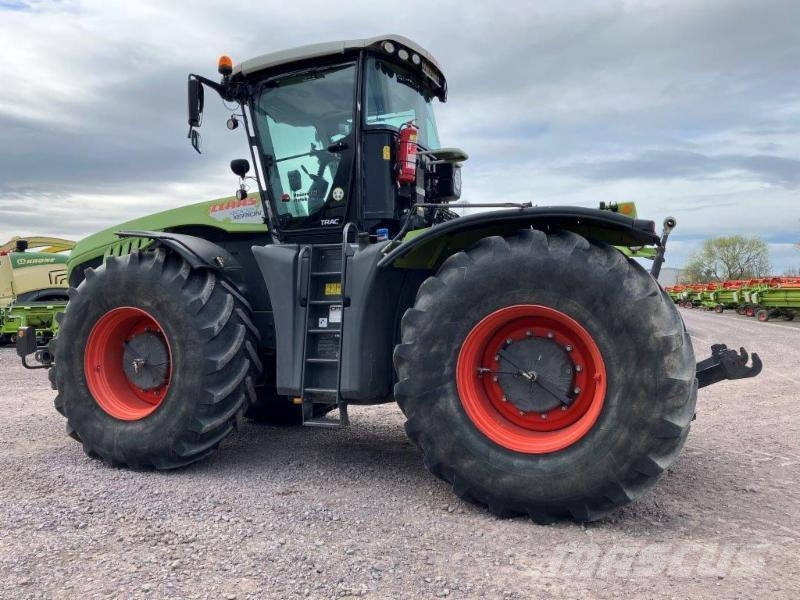 CLAAS XERION 4000 TRAC 트랙터