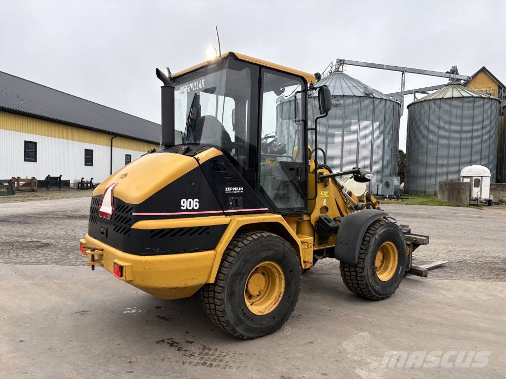CAT 906 lastmaskin, vinterdäck, hydrauliska gafflar Wheel loaders