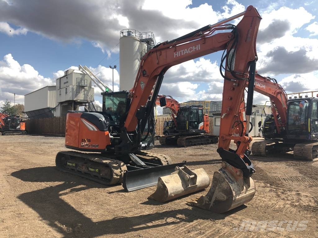 Hitachi ZX95USB-7 Vidēja lieluma ekskavatori 7 t - 12 t
