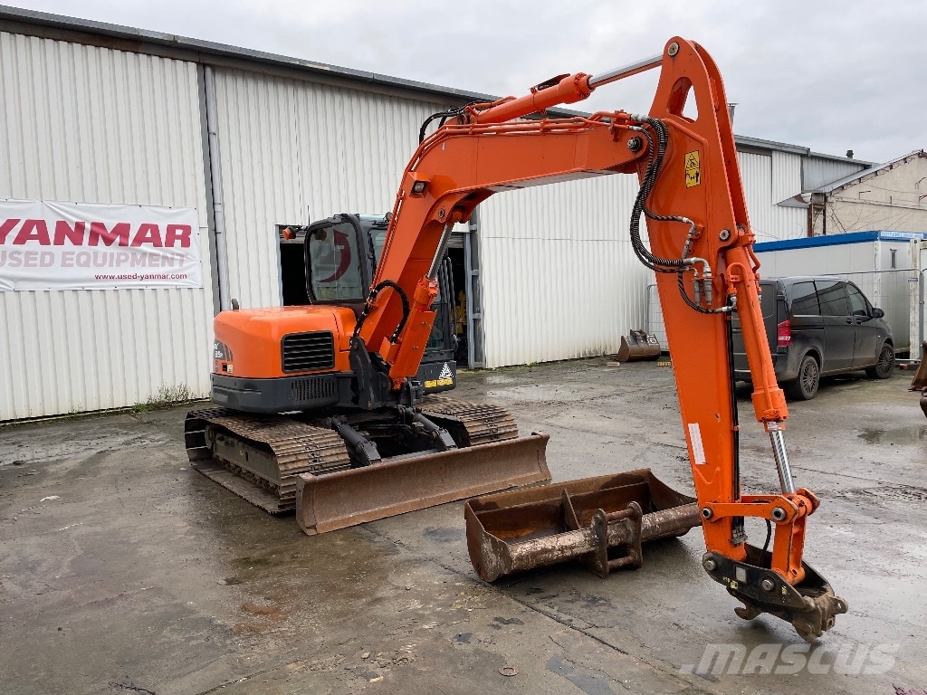Doosan DX85 حفارات وسط 7 طن - 12 طن