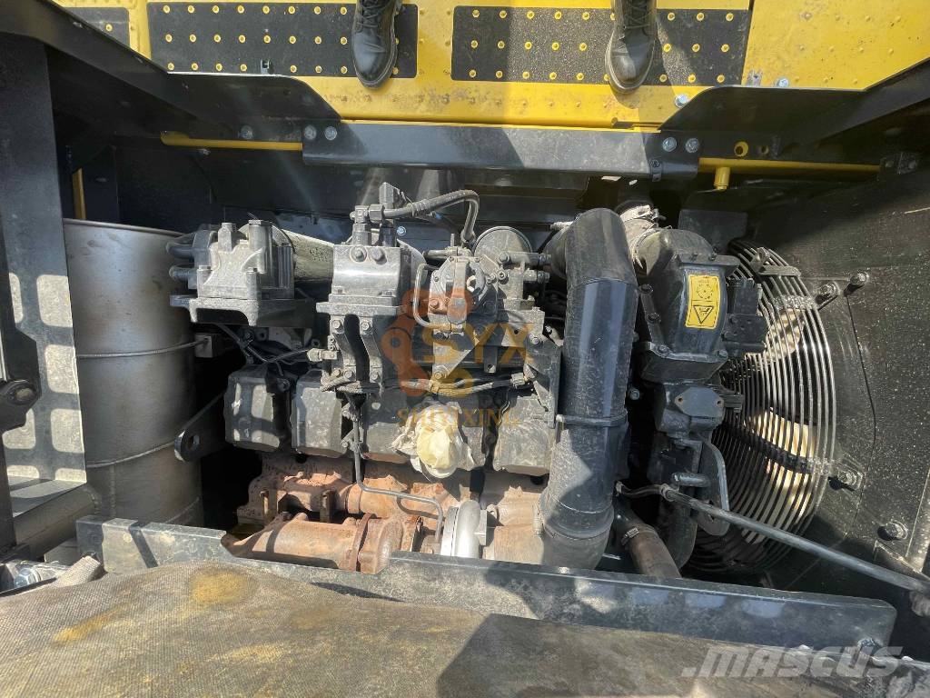 Komatsu PC 450-8 Raupenbagger