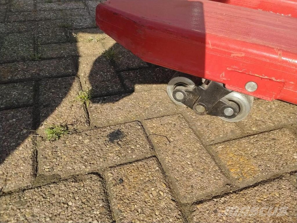 EP Hu-Lift 5000 Nisko podizni električni viljuškar