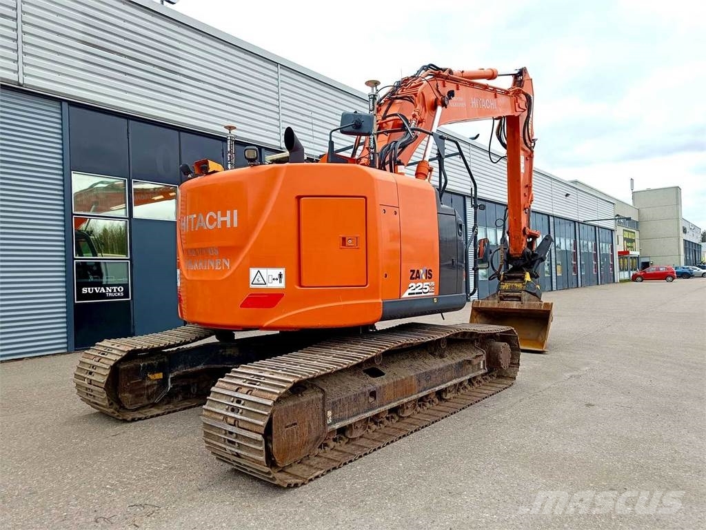 Hitachi ZX 225 US LC-6 Roomikekskavaatorid
