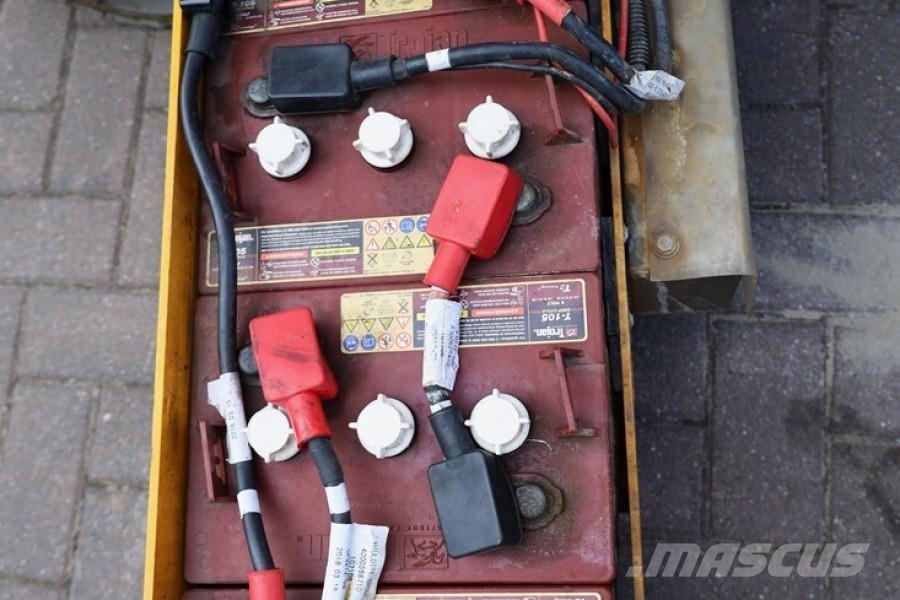 Haulotte Optimum 8 As-Is, Electric, 7.77m Working Height, 2 Saksilavat