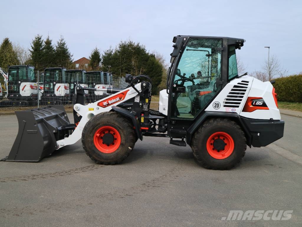 Bobcat L85 Фронтальні навантажувачі