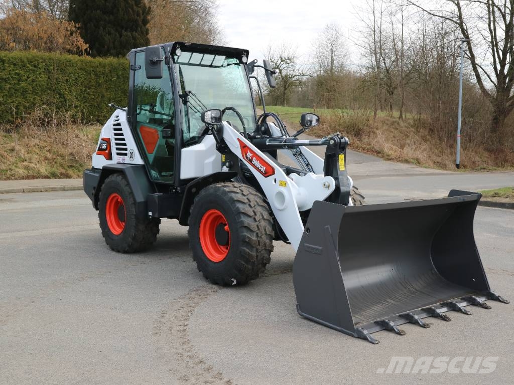 Bobcat L85 Фронтальні навантажувачі