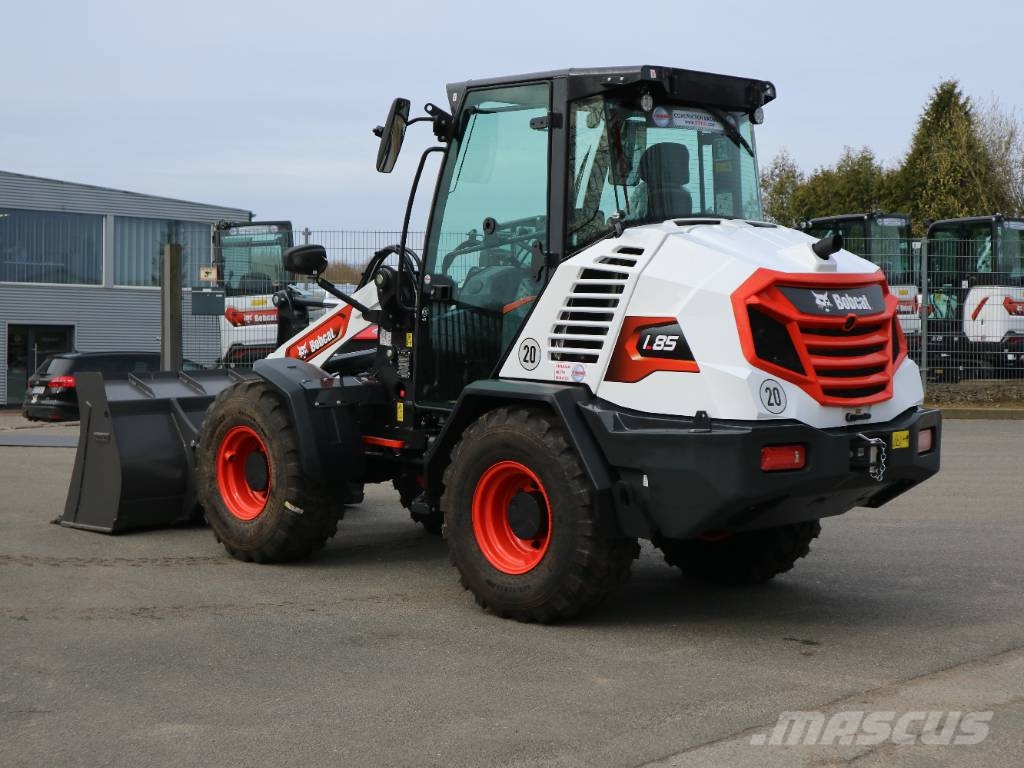 Bobcat L85 Фронтальні навантажувачі