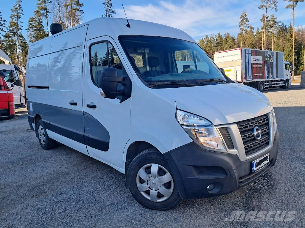 Nissan NV 400 Food Truck   Gilli/Katukeittiö auto Панельні фургони