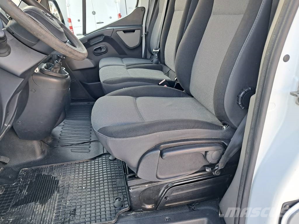 Nissan NV 400 Food Truck   Gilli/Katukeittiö auto Панельні фургони