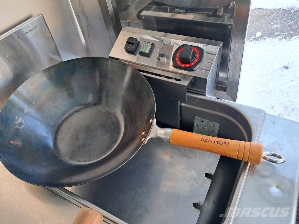 Nissan NV 400 Food Truck   Gilli/Katukeittiö auto Панельні фургони