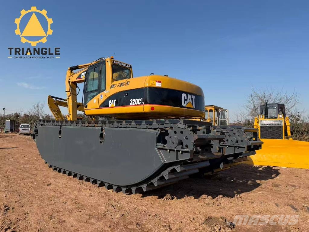 CAT 320 C L Amfibijski bagri