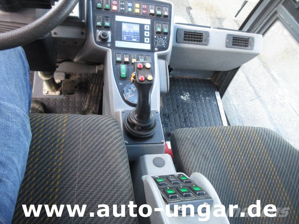 Multicar Tremo X56 CMAR LC 860 Schwemmfahrzeug Streetwasher Mini utilitaire
