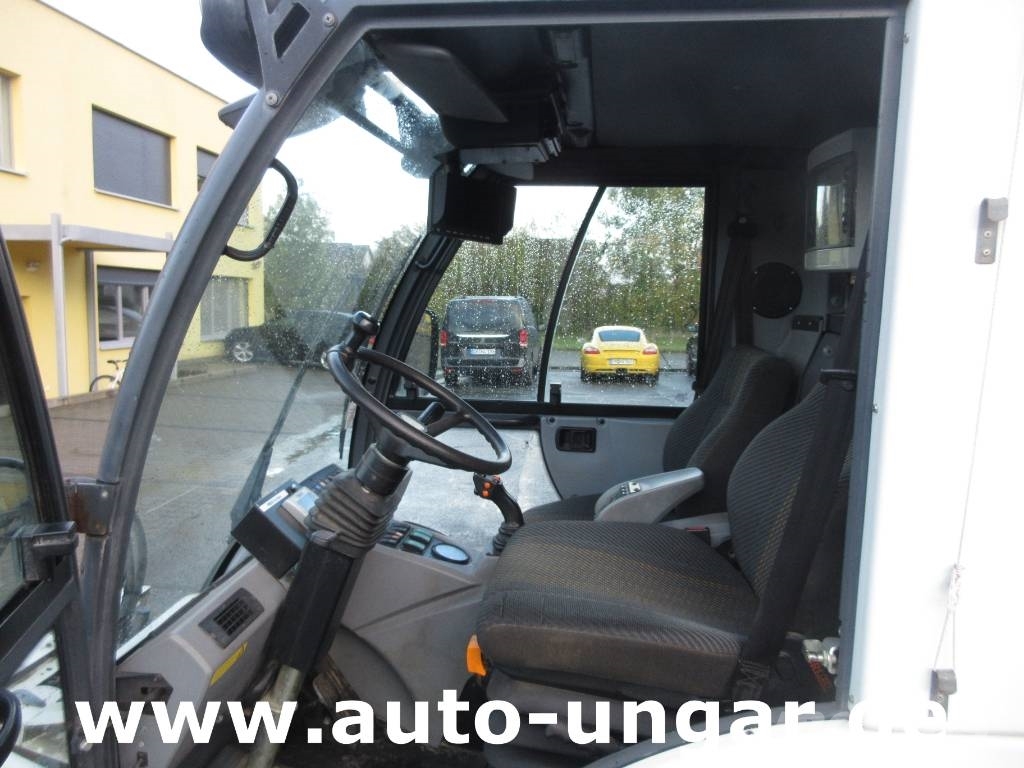 Multicar Tremo X56 CMAR LC 860 Schwemmfahrzeug Streetwasher Mini utilitaire
