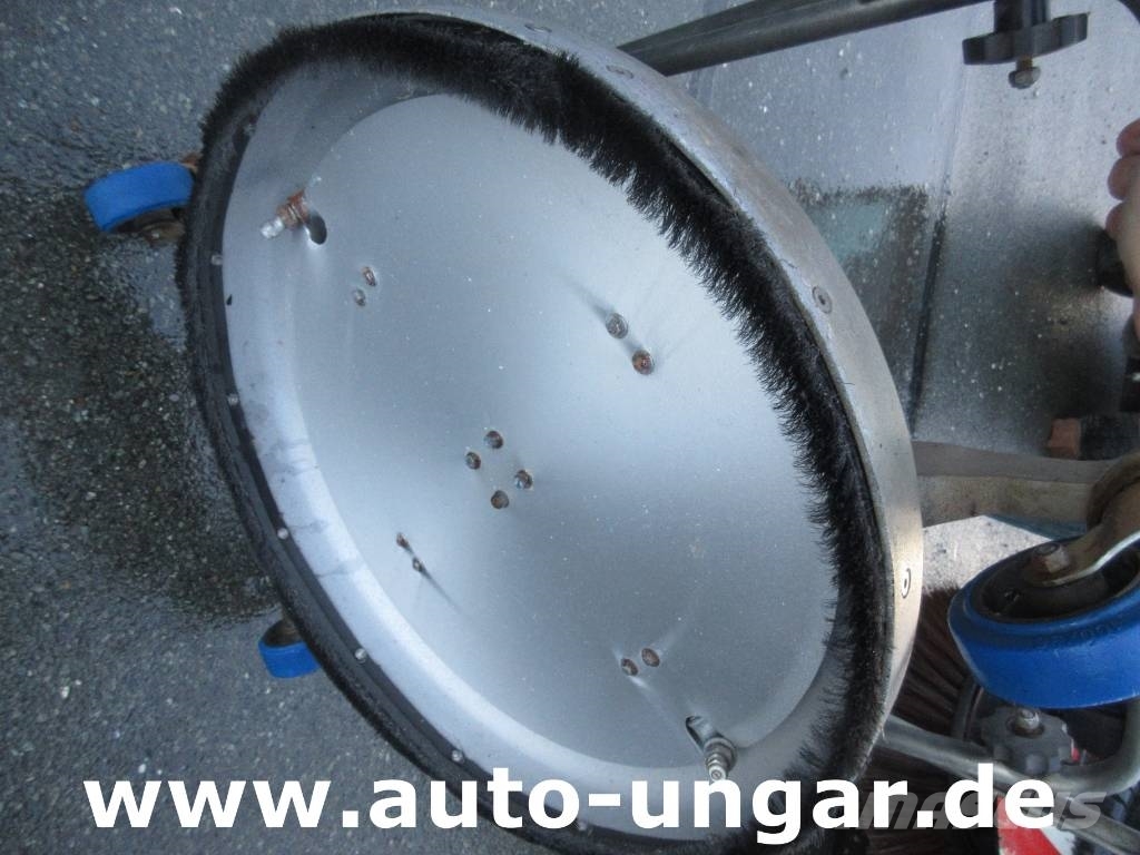 Multicar Tremo X56 CMAR LC 860 Schwemmfahrzeug Streetwasher Mini utilitaire
