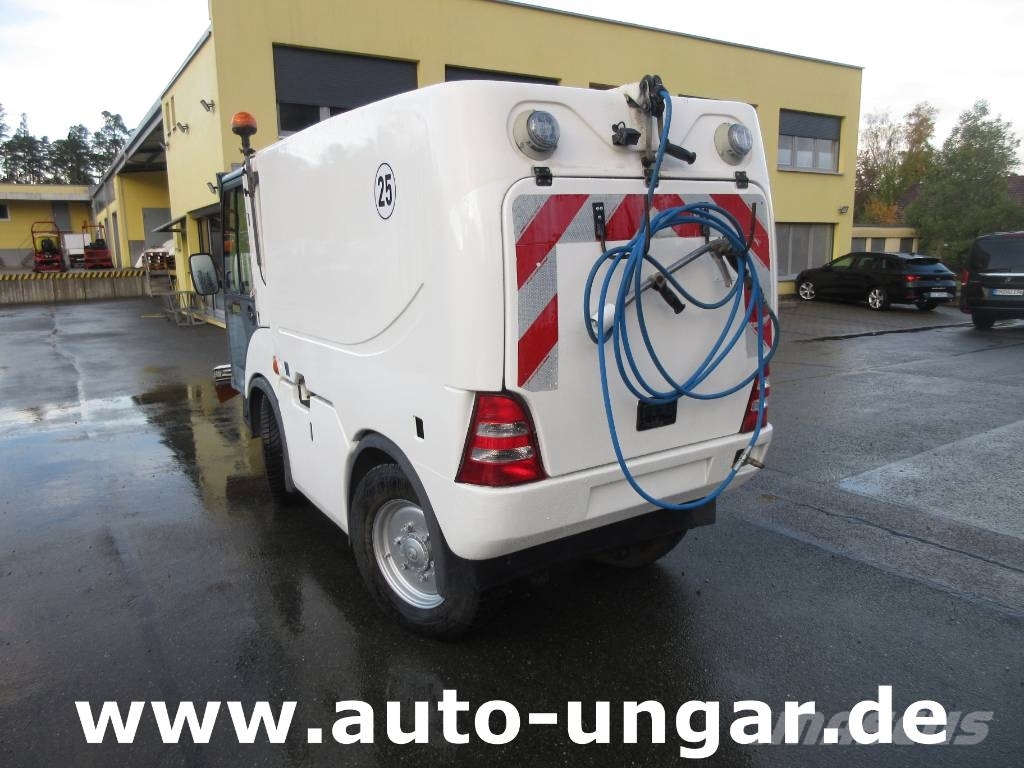 Multicar Tremo X56 CMAR LC 860 Schwemmfahrzeug Streetwasher Mini utilitaire