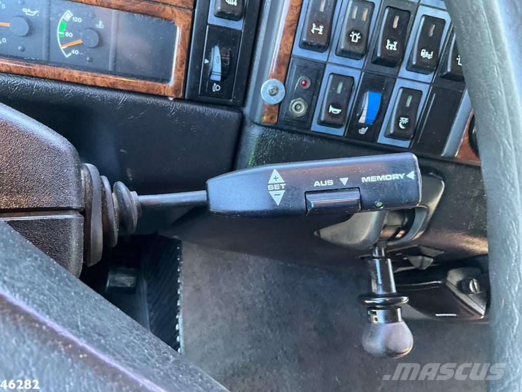 MAN 26.464 DFLC 8x4 Hiab 60 Tonmeter laadkraan + Fly-J رافعات صالحة لكل أنواع الطرق