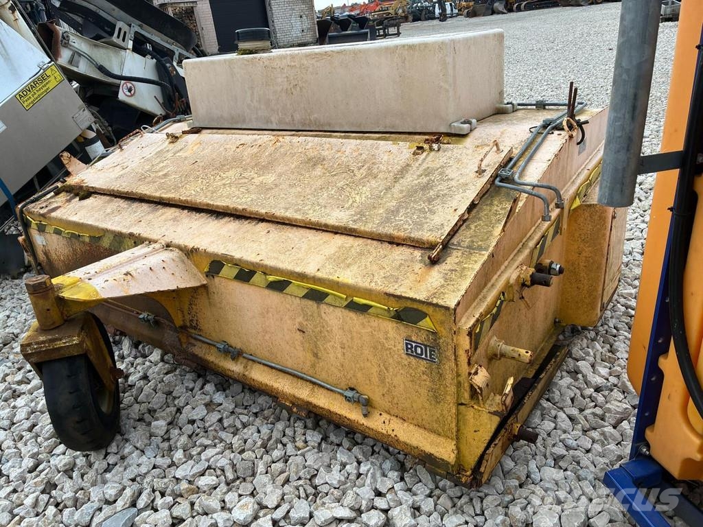 Rote 297TL KERÄÄVÄ HARJA ROAD SWEEPER Cadde süpürücüler