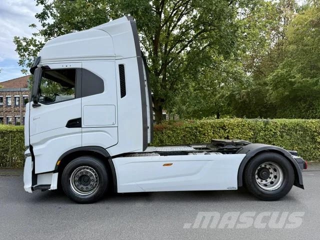 Iveco S-WAY 510 Retarder / Euro6 d / 2 x Tank Vilcēji