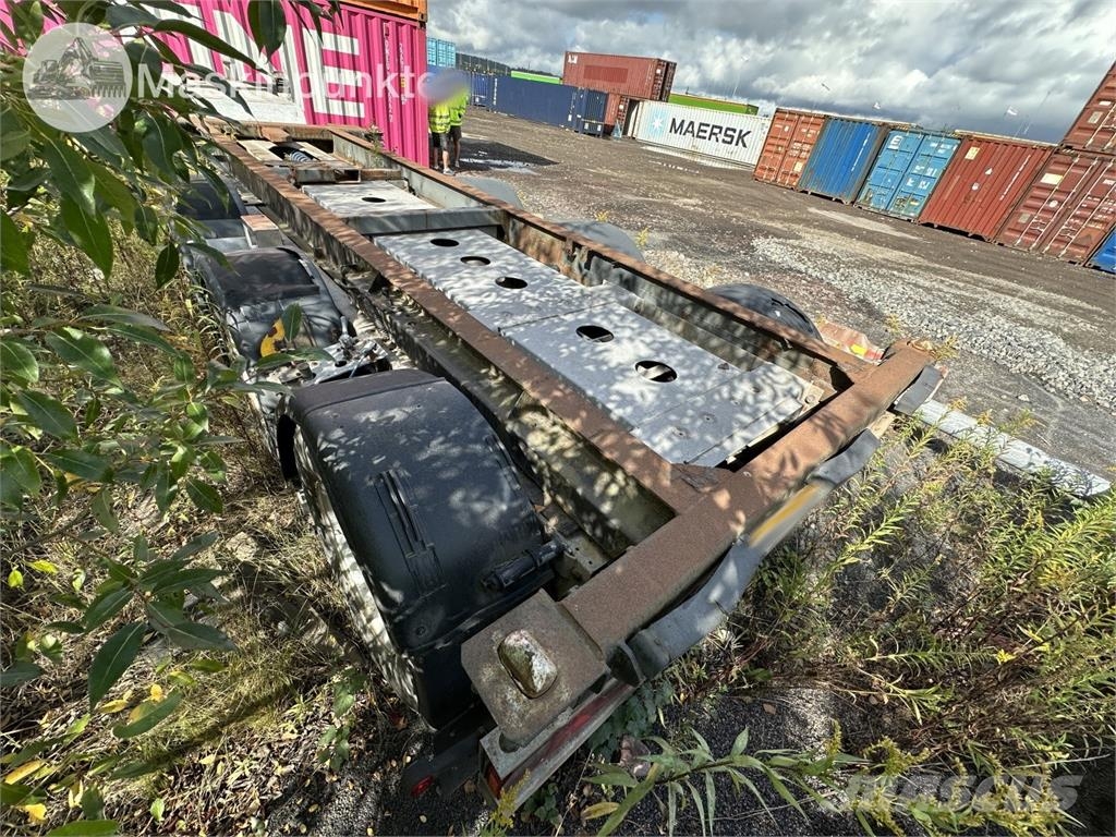 Renders RPS 10 Semi-reboques Containerframe