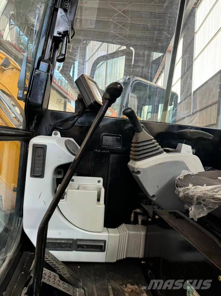 CAT 305.5E2 Vikšriniai ekskavatoriai