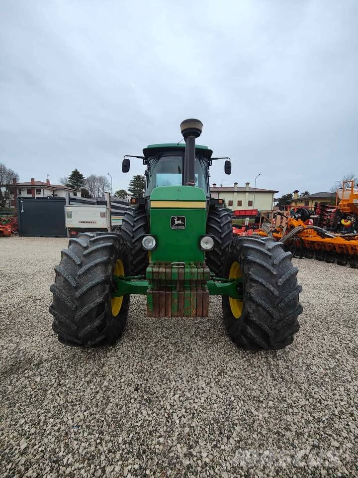John Deere 3650 HL Traktorid