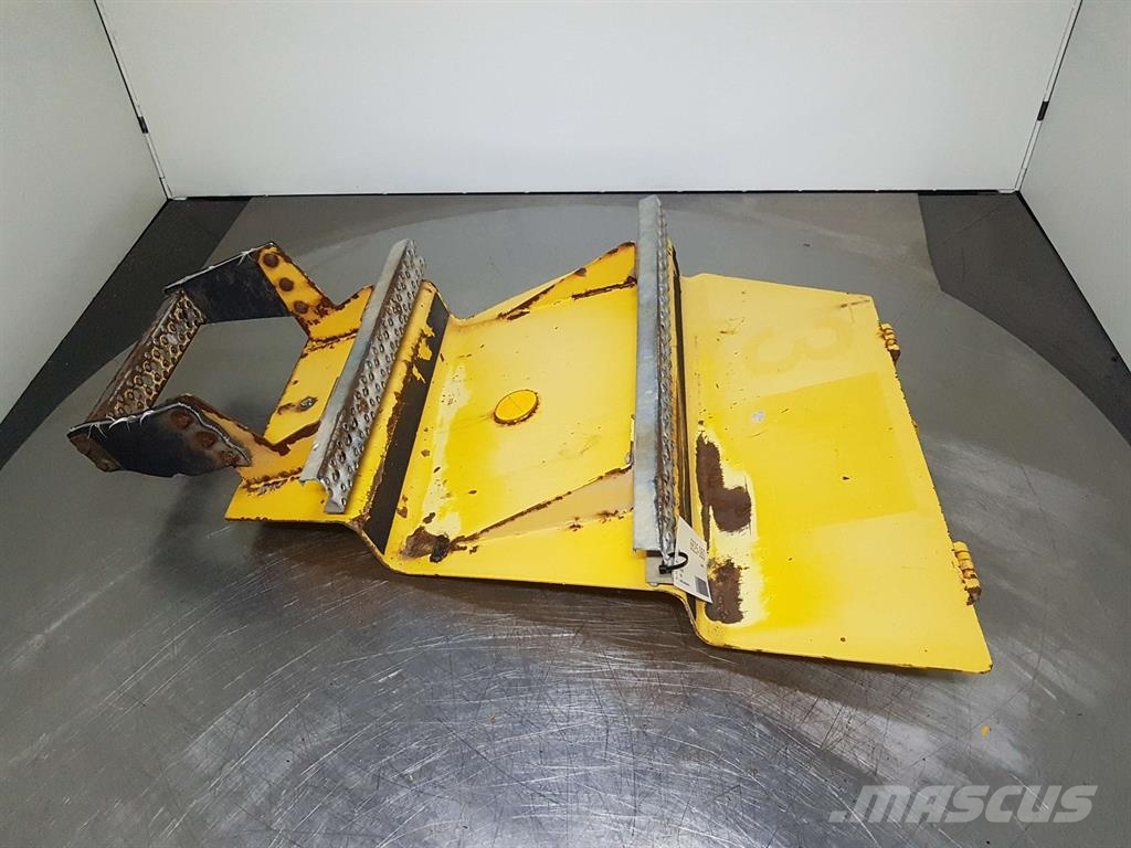 Ahlmann AZ150E-4100261KL-Stair panel/Trittstufen/Traptrede Saseler