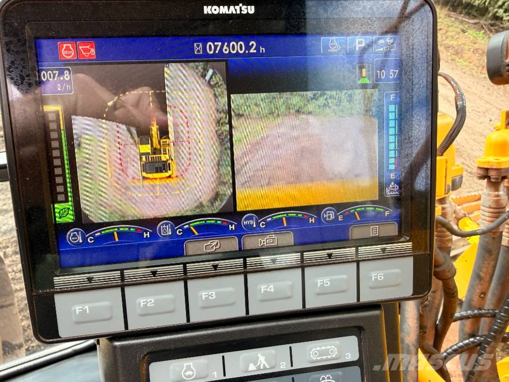 Komatsu HB 365 LC-3 Hybrid Kāpurķēžu ekskavatori