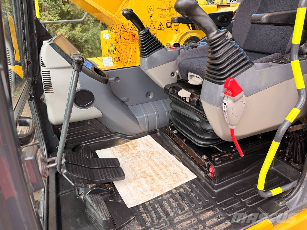 Komatsu HB 365 LC-3 Hybrid Kāpurķēžu ekskavatori