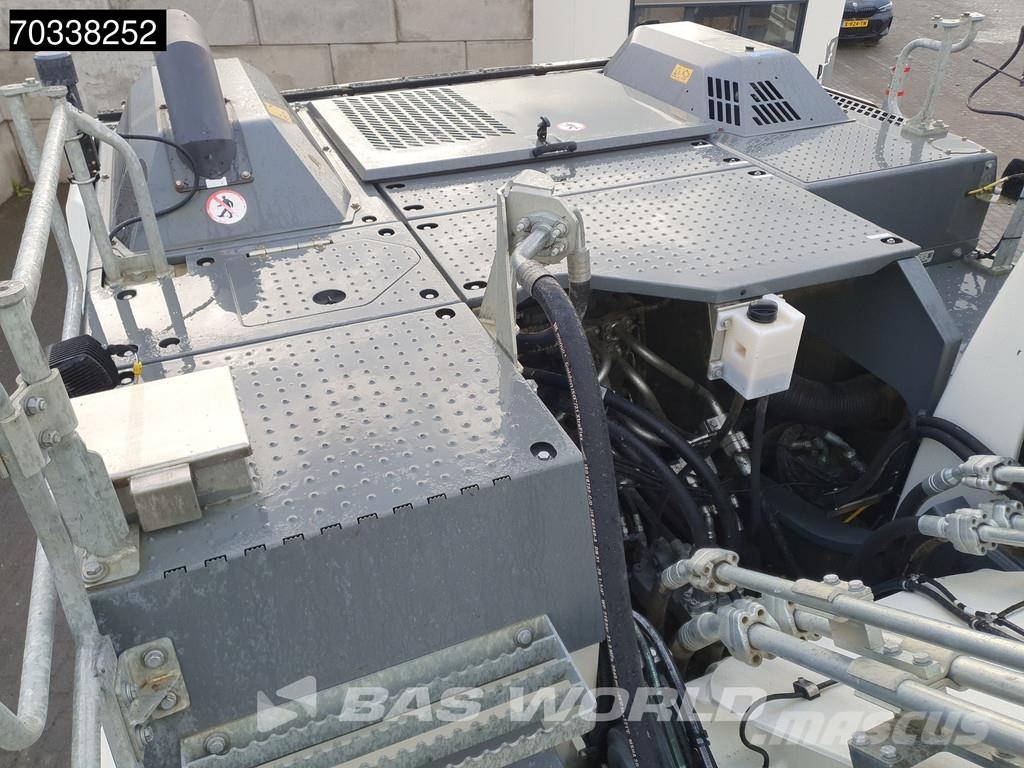 Liebherr R930 LC Bagri goseničarji