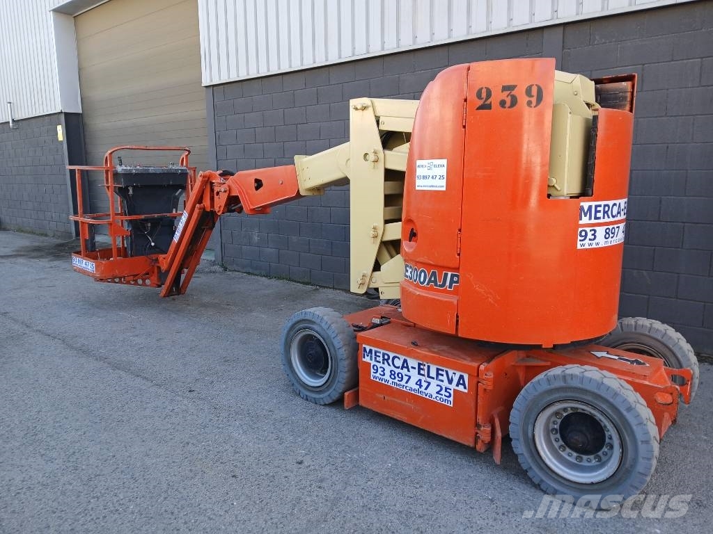 JLG E300AJP Kuukulkijat