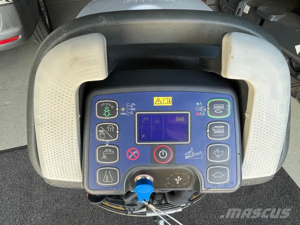 Nilfisk SC 500 Barredoras