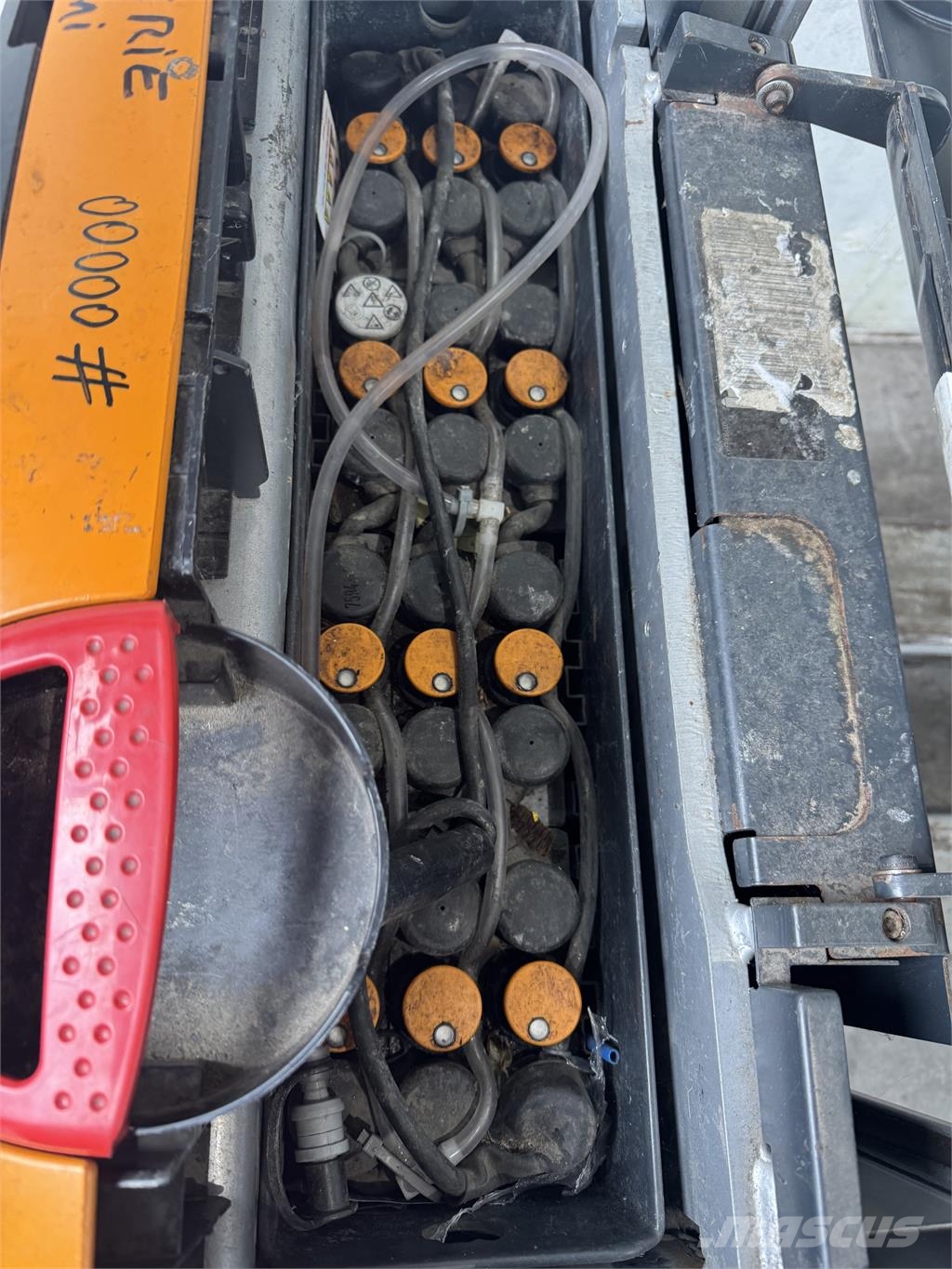Still EXU-H18 Pedestrian stackers