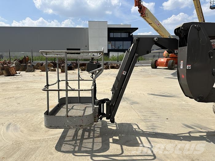 Manitou 150AETJ-C ブームリフト 屈伸型